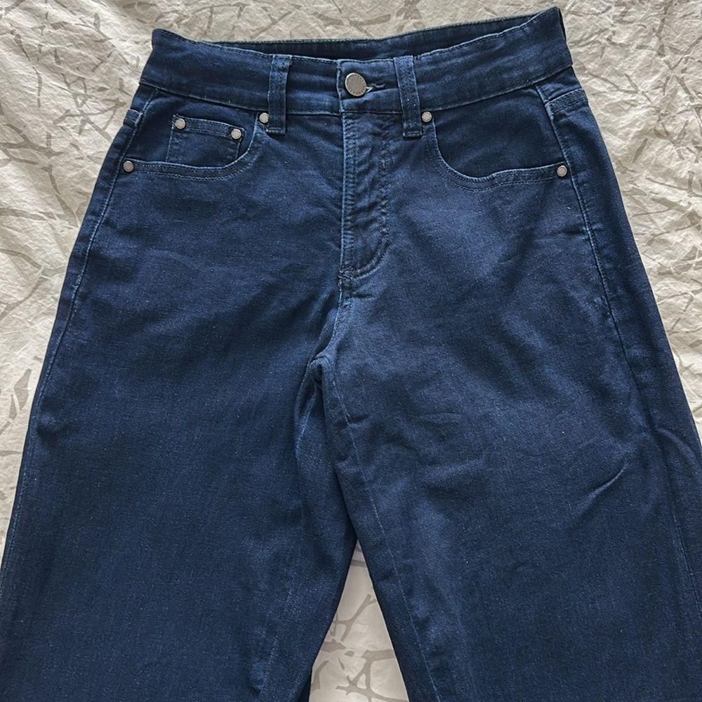 Universal Standard Lightweight Bae Boyfriend Crop… - image 2